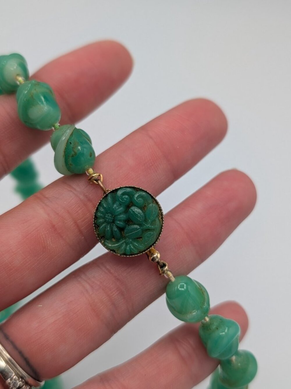 Vintage 1940s Chinese Export Peking Jade Glass Flower Box Clasp Necklace 15” - Picture 5 of 8